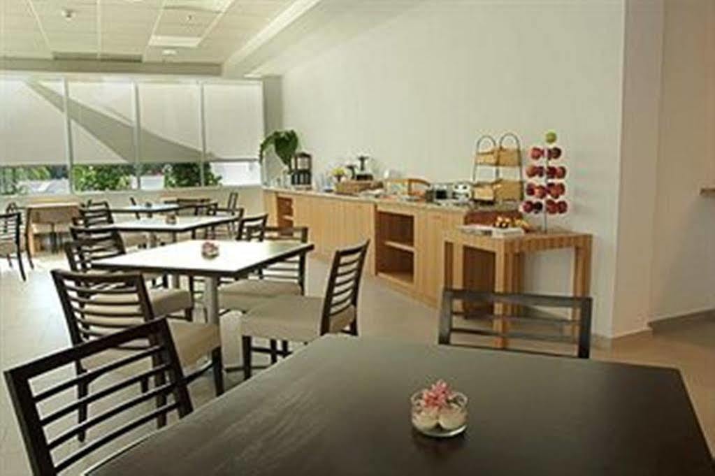 Costa Bahia Hotel, Convention Center And Casino Guayanilla Restaurant bilde